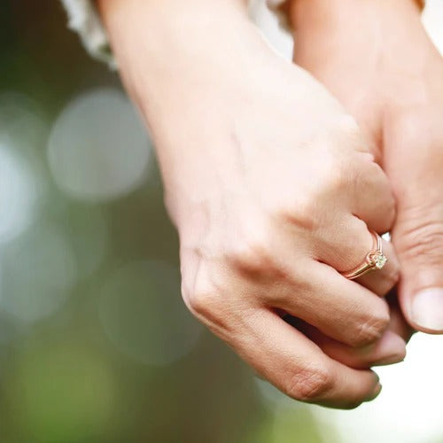 Best Gifts for Engagement Ring Minimalist in 2024: Simple & Practical Ideas