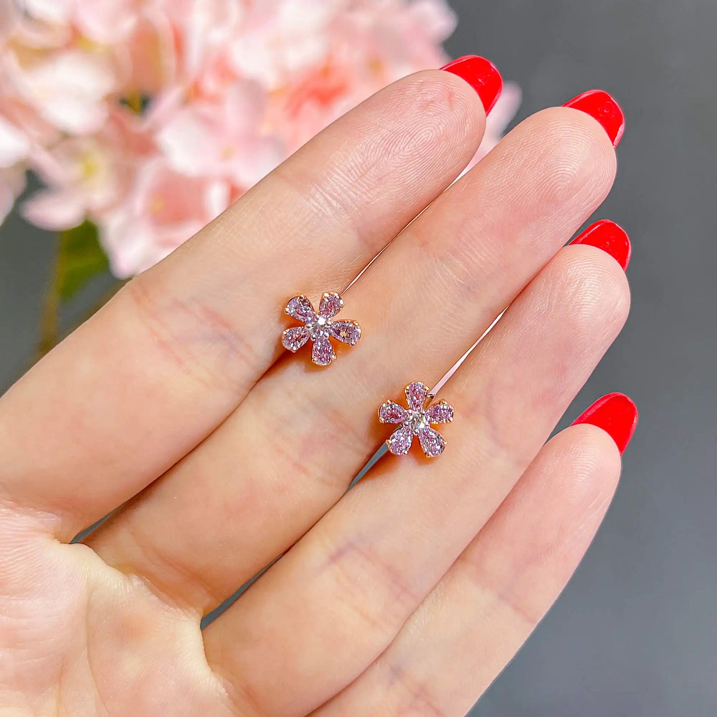 0.97ct Light Pink Pear Cut Diamond Earring