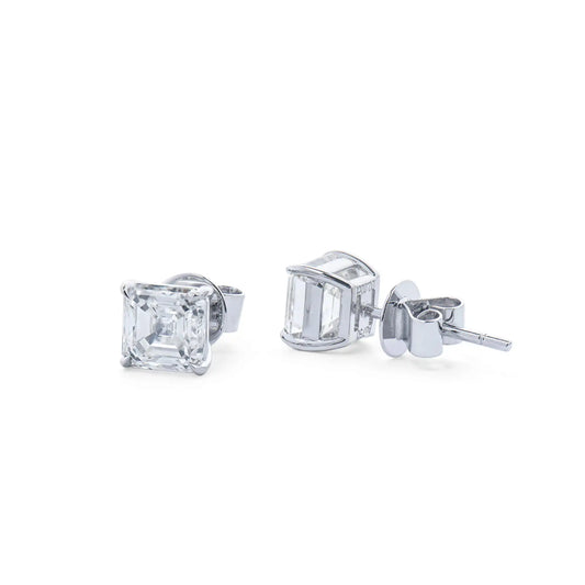 Orecchino con diamante bianco taglio cuscino da 2,02 ct