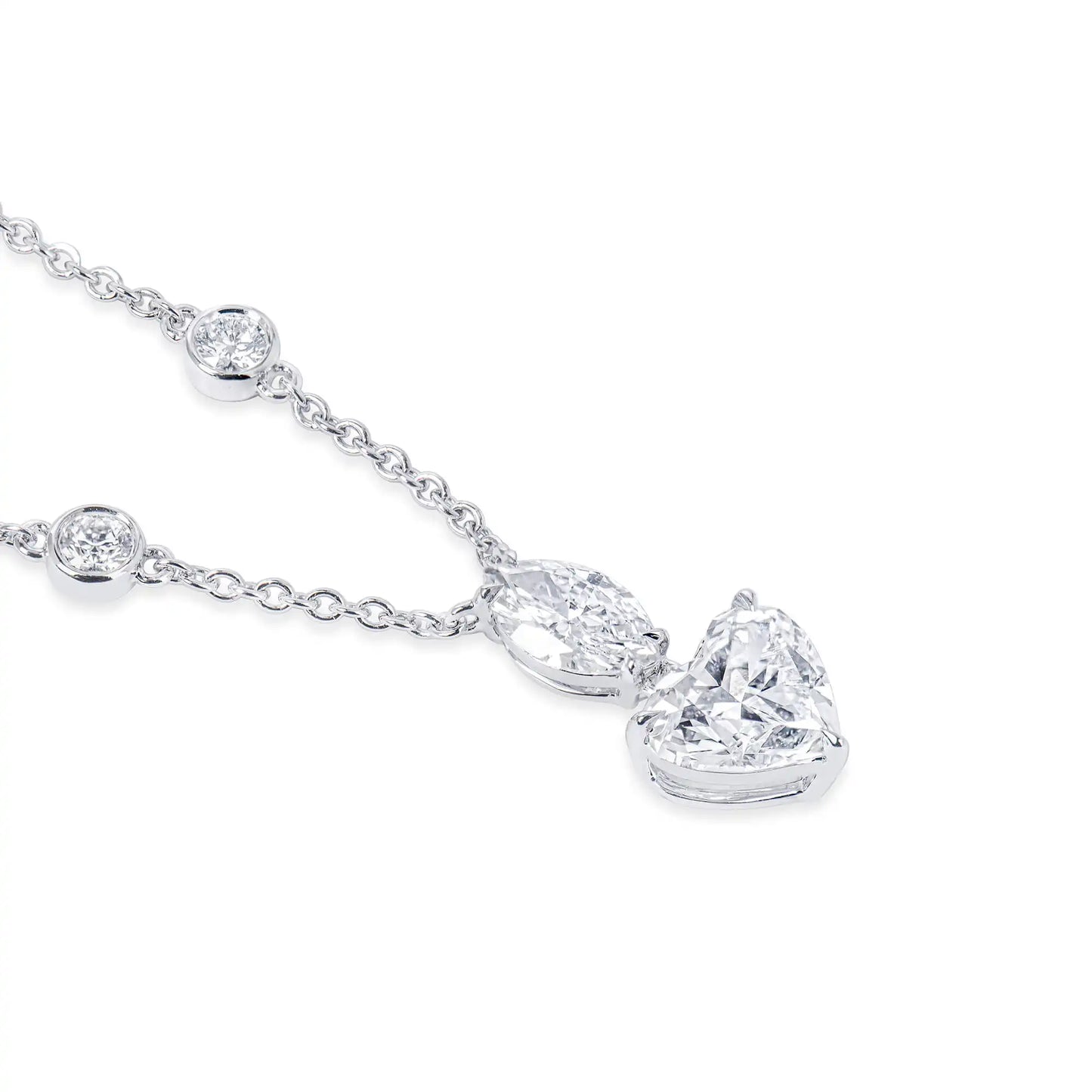 2.52ct White Heart Shape Diamond Necklace