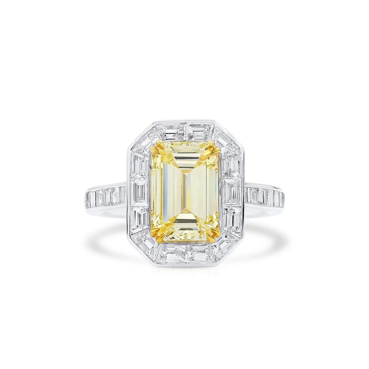 4.62 Radiant Cut Fancy-Colored light-Yellow Diamond Ring