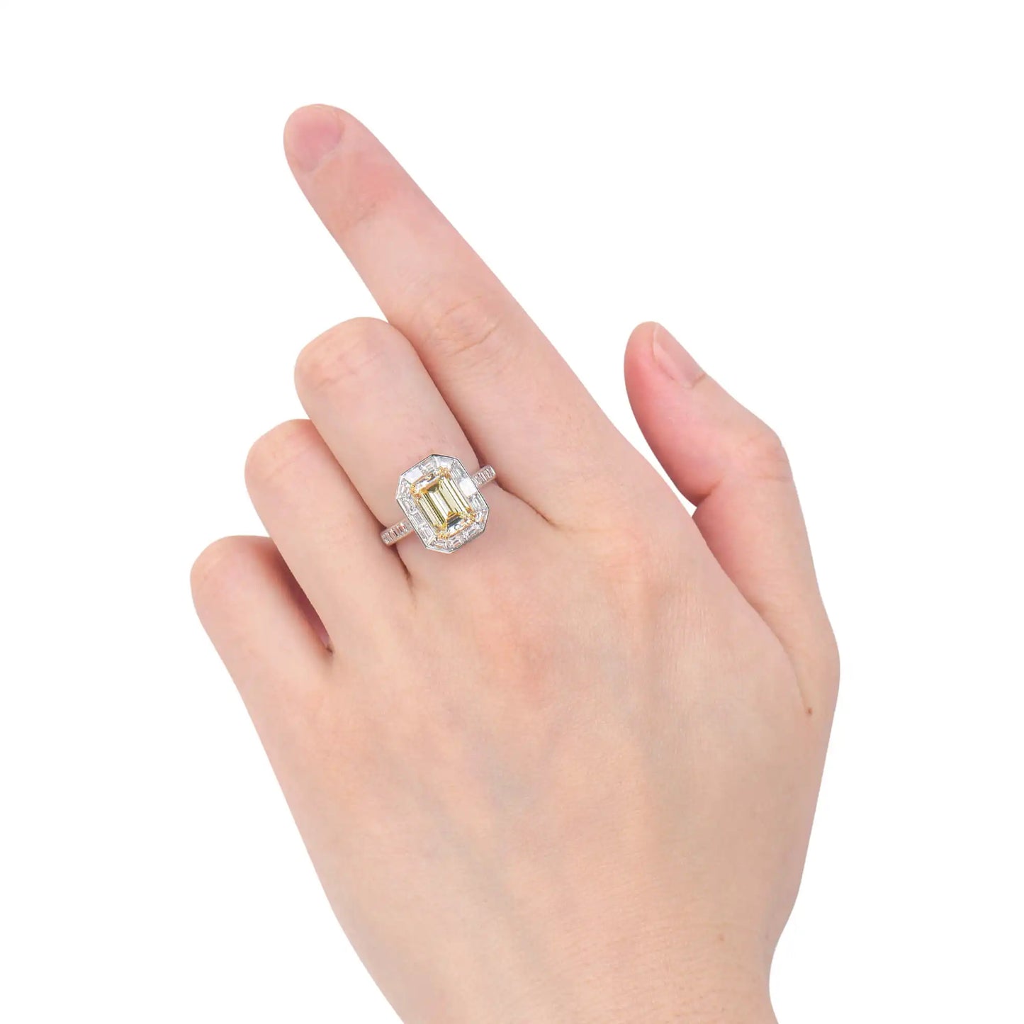4.62 Radiant Cut Fancy-Colored light-Yellow Diamond Ring